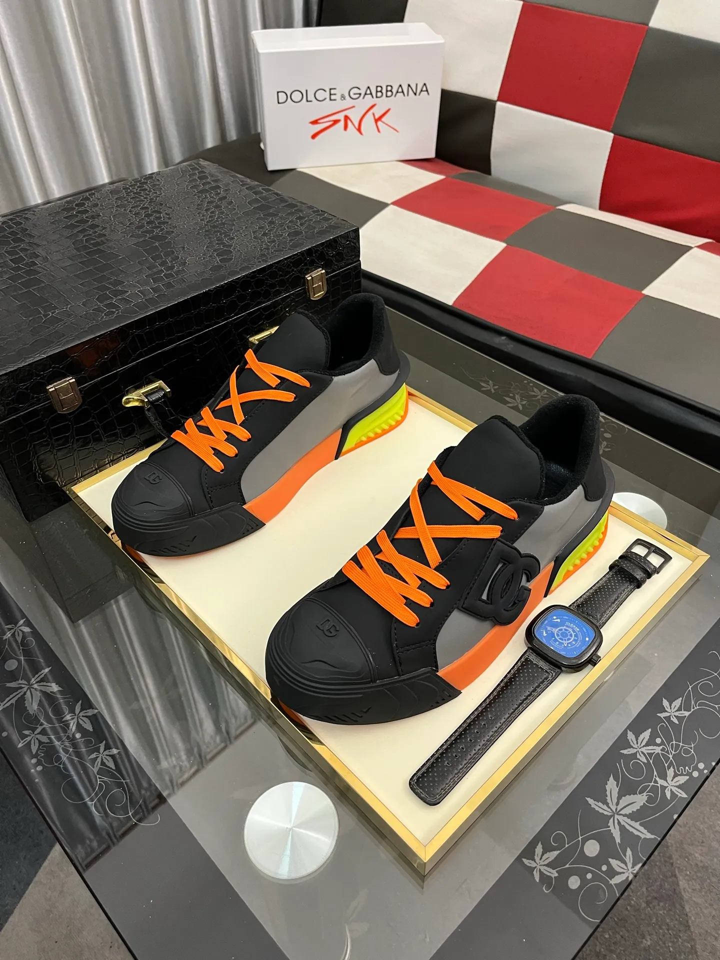 Men's Men's Shoes 💰500⌚️⌚️••Dolce&Gabbana••DG✔️High-end men's sports and casual shoes. Original goods from top counters. Original imported cowhide, multi-material splicing design ➕Imported cowhide lining, cowhide feet ➕Original TPR elastic outsole. Size: 35-46